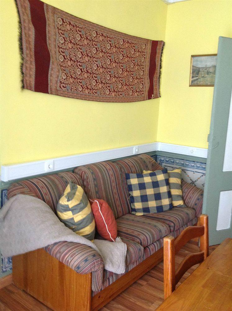 New Aljubarrota Guest House Lisboa المظهر الخارجي الصورة
