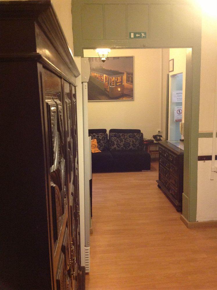 New Aljubarrota Guest House Lisboa المظهر الخارجي الصورة