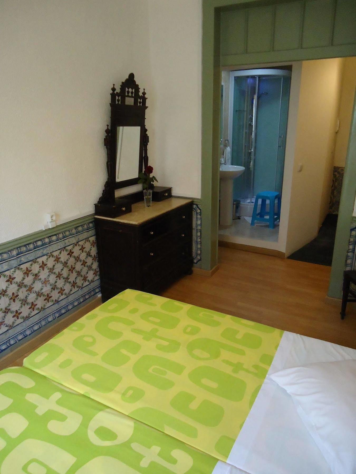 New Aljubarrota Guest House Lisboa المظهر الخارجي الصورة