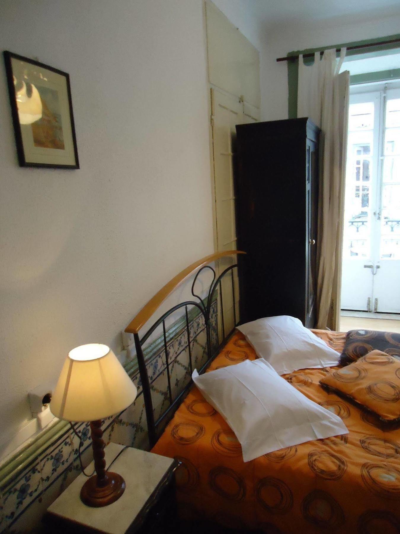 New Aljubarrota Guest House Lisboa المظهر الخارجي الصورة