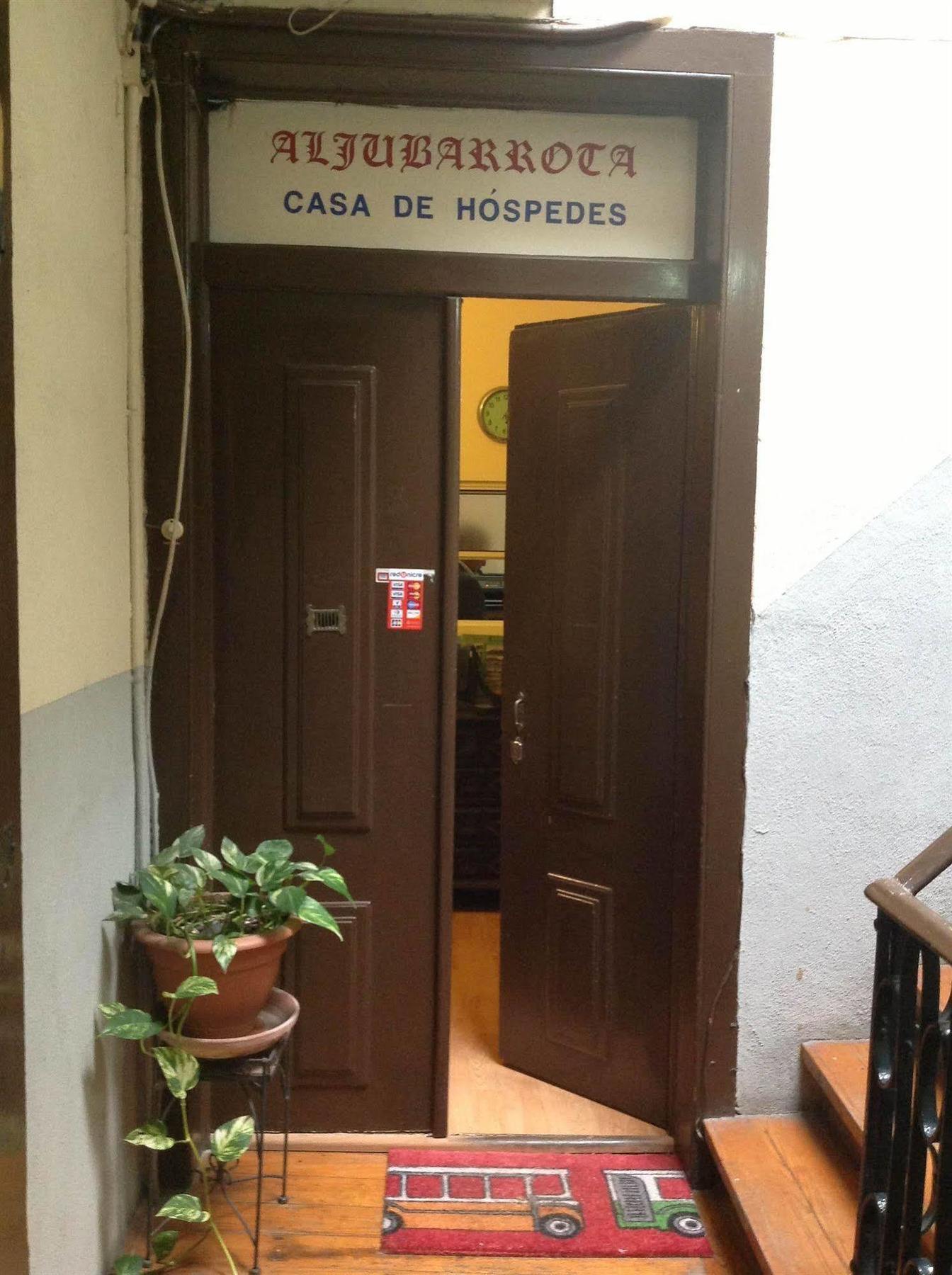 New Aljubarrota Guest House Lisboa المظهر الخارجي الصورة